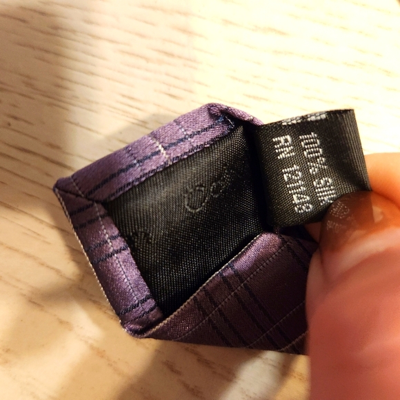 Calvin Klein Tie Silk Never Worn - Picture 6 of 6